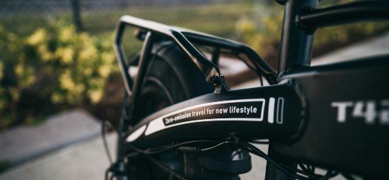 Vélo électrique pliant